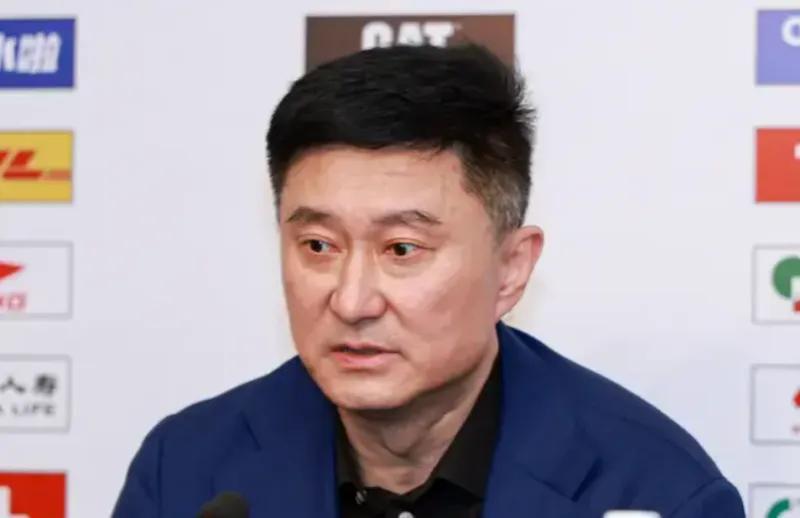 v站体育-胜广厦发布会!杜锋肯定攻守直指篮球精神,奎因点出进攻发挥!